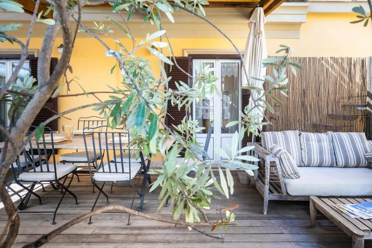 Apartment Luxury Penthouse In Trastevere Rome