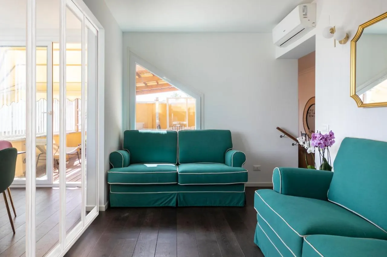 Luxury Penthouse In Trastevere Rome Apartment